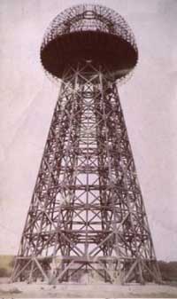 tesla_tower1.jpg (13877 bytes)